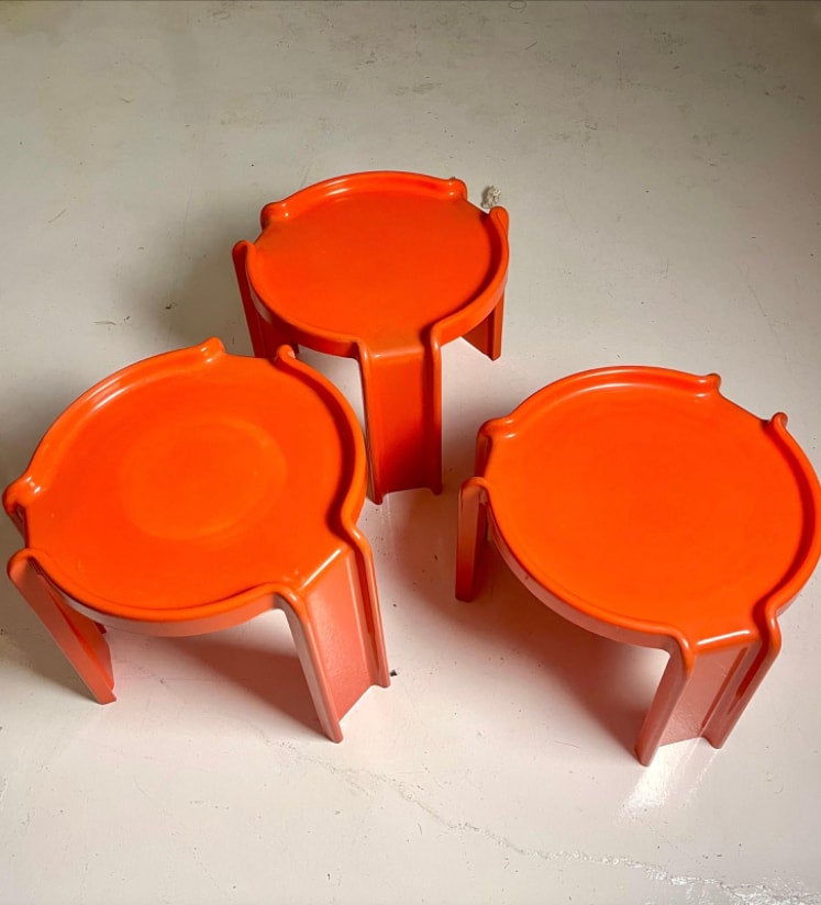 101458949 - ORANGE 3 SET STOPPINO STACKING TABLES - KARTELL